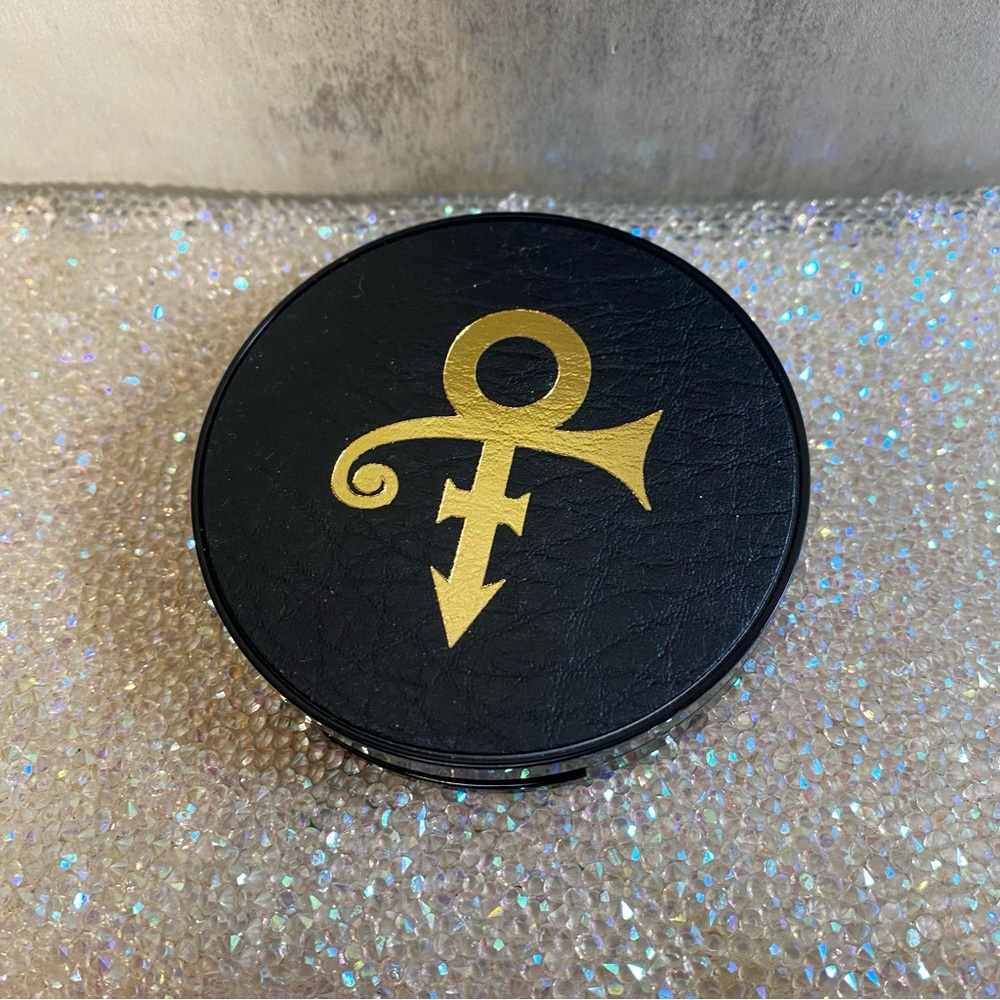 Urban Decay Prince Symbol Black Compact Mirror All Nighter Waterp Setting Power